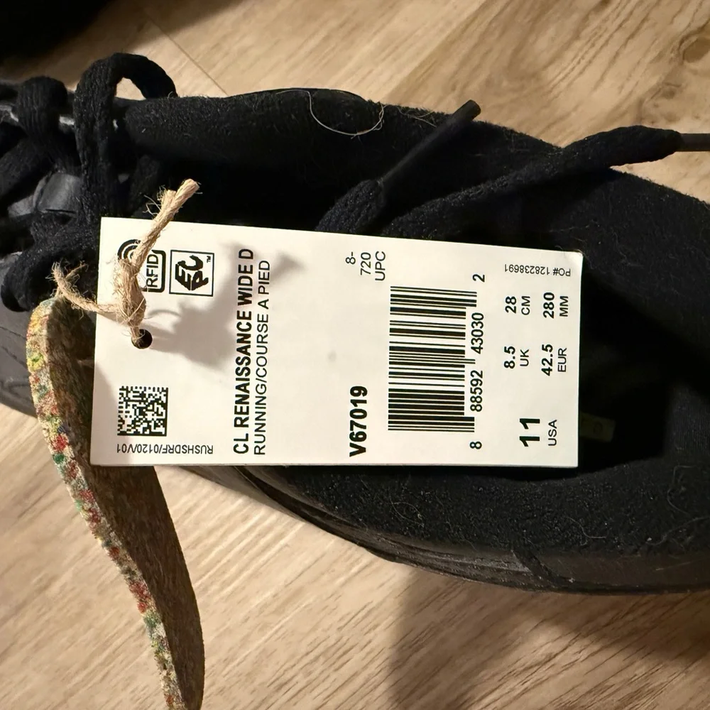 Reebok Women’s Classic Renaissance Black Sneakers - Size 11 Wide - Picture 4 of 6